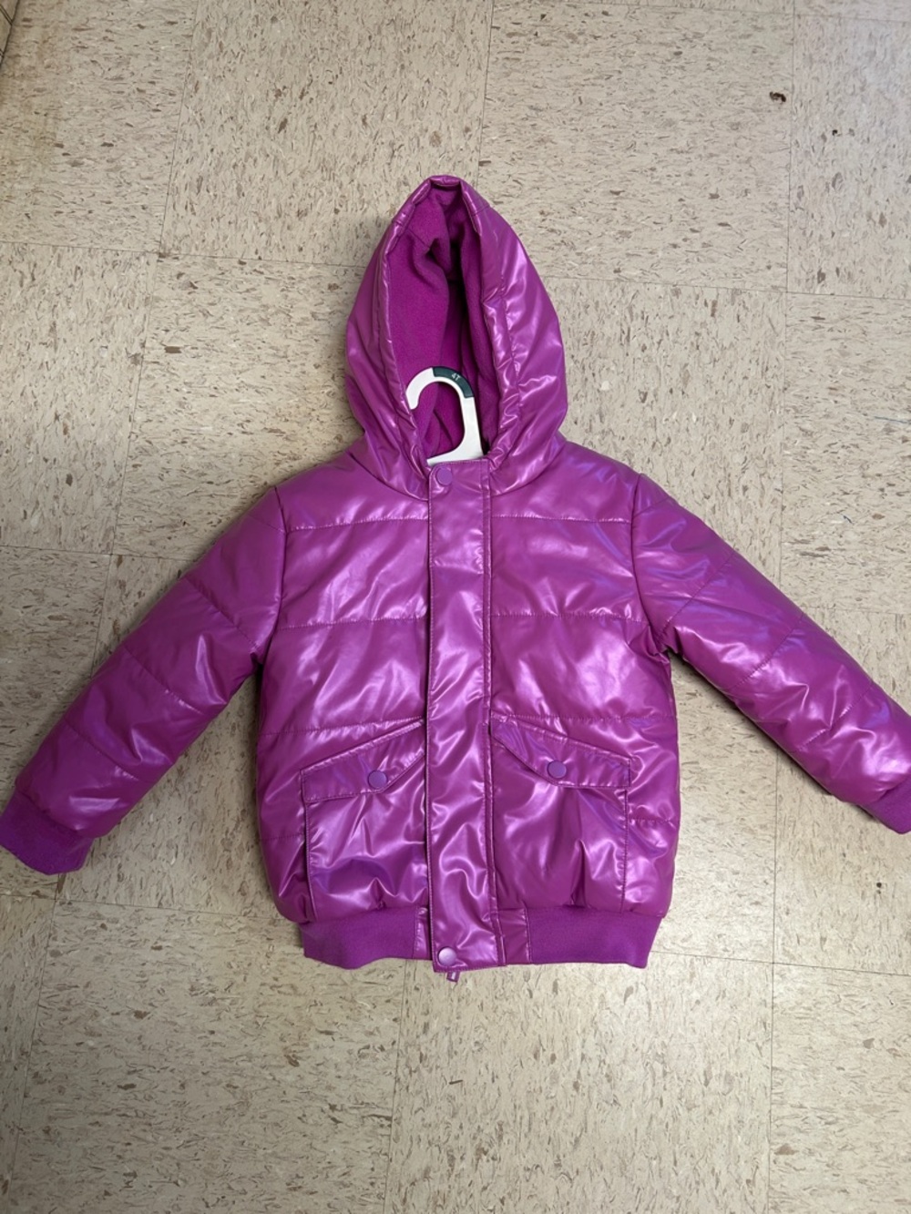 Cat & Jack Shiny Magenta Hooded Puffer Jacket size 4t